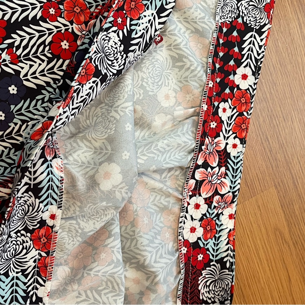 One-Shoulder Amazon Top - Picture 3 of 4